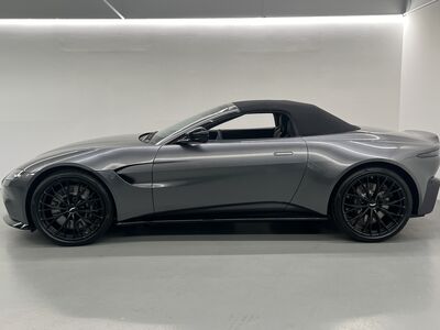 Aston Martin V8 Neuwagen