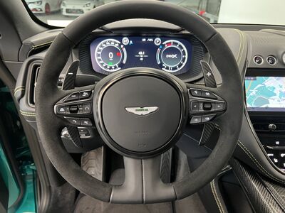 Aston Martin DBX Neuwagen