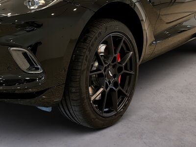 Aston Martin DBX Neuwagen