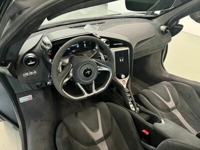 McLaren 750s Vorführwagen