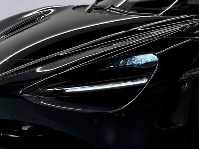 McLaren 750s Vorführwagen