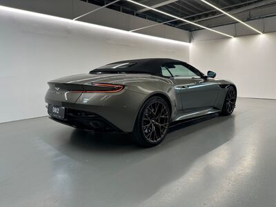 Aston Martin DB12 Neuwagen