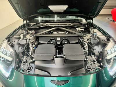 Aston Martin DB12 Neuwagen