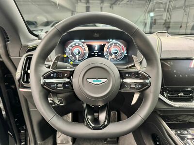 Aston Martin DBX Neuwagen