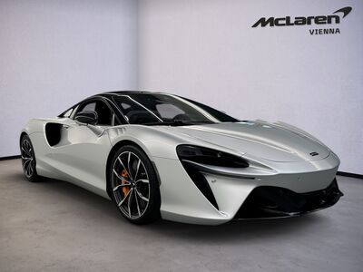 McLaren Artura Neuwagen