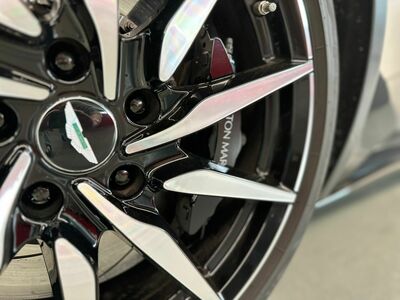 Aston Martin DB11 Gebrauchtwagen