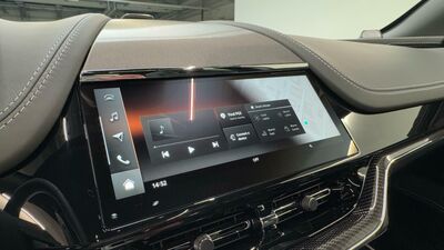 Aston Martin DBX Vorführwagen