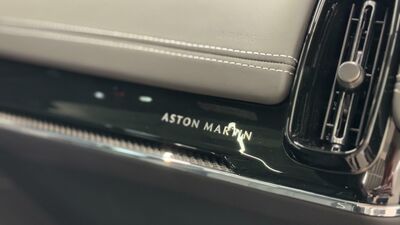 Aston Martin DBX Vorführwagen