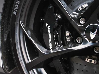 McLaren Elva Neuwagen