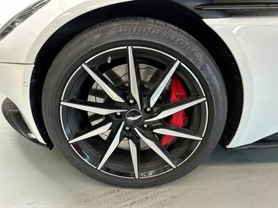 Aston Martin DB11 Gebrauchtwagen