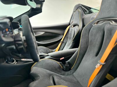 McLaren Artura Neuwagen