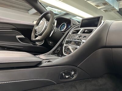 Aston Martin DB11 Gebrauchtwagen