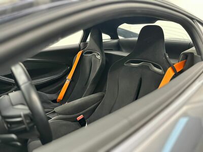 McLaren Artura Gebrauchtwagen