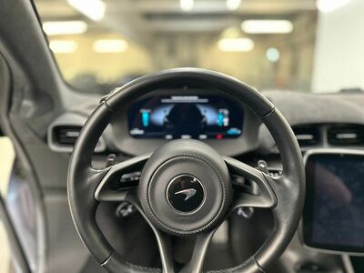 McLaren Artura Gebrauchtwagen