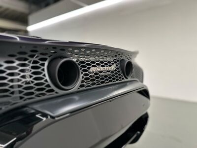 McLaren Artura Neuwagen