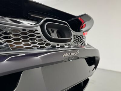 McLaren 750s Neuwagen