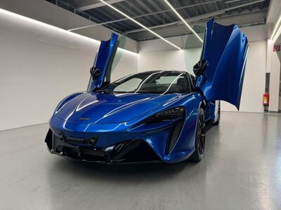 McLaren Artura Gebrauchtwagen