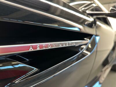 Aston Martin DB12 Gebrauchtwagen Aston Martin DB12 Gebrauchtwagen