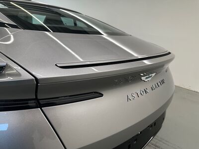 Aston Martin DB12 Neuwagen Aston Martin DB12 Neuwagen