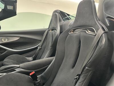 McLaren Artura Gebrauchtwagen McLaren Artura Gebrauchtwagen