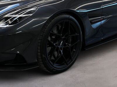 Aston Martin Vanquish Neuwagen