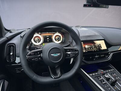 Aston Martin DBX Neuwagen