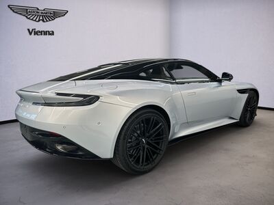 Aston Martin DB12 Neuwagen