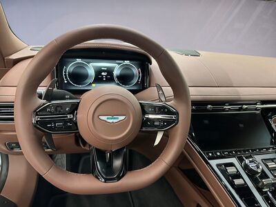 Aston Martin DB12 Neuwagen