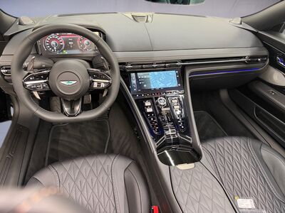 Aston Martin DB12 Neuwagen