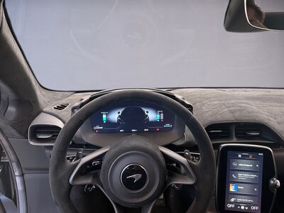 McLaren Artura Gebrauchtwagen