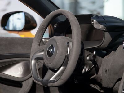 McLaren 750s Neuwagen