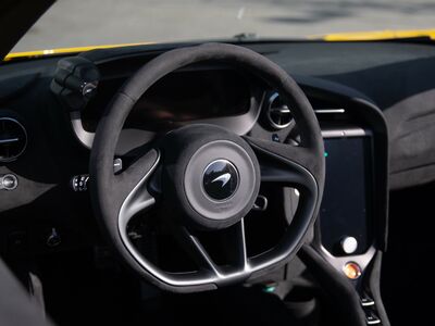 McLaren 750s Neuwagen