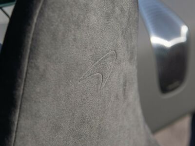 McLaren Artura Neuwagen