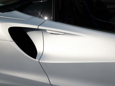 McLaren Artura Neuwagen