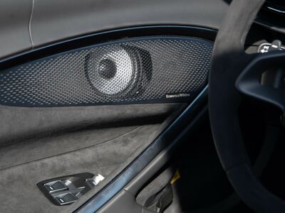 McLaren Artura Neuwagen