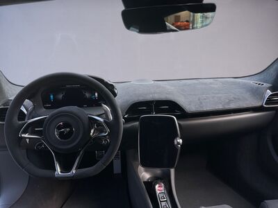 McLaren Artura Gebrauchtwagen