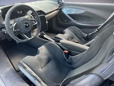 McLaren Artura Gebrauchtwagen