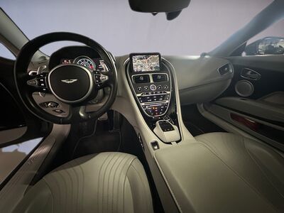 Aston Martin DB11 Gebrauchtwagen