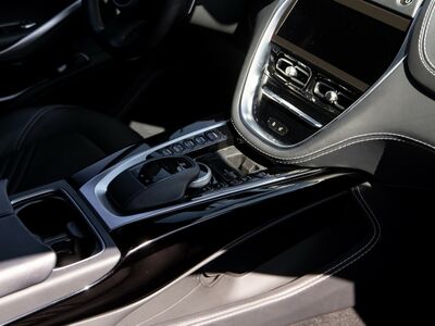 Aston Martin DBX Gebrauchtwagen Aston Martin DBX Gebrauchtwagen