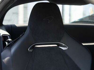 McLaren Artura Gebrauchtwagen