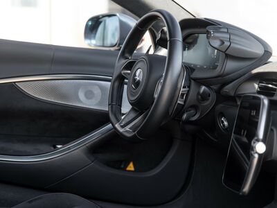 McLaren Artura Gebrauchtwagen