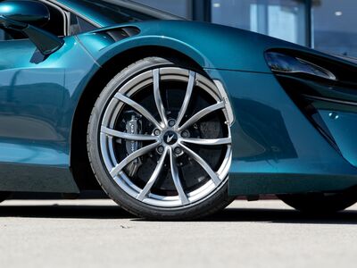 McLaren Artura Gebrauchtwagen