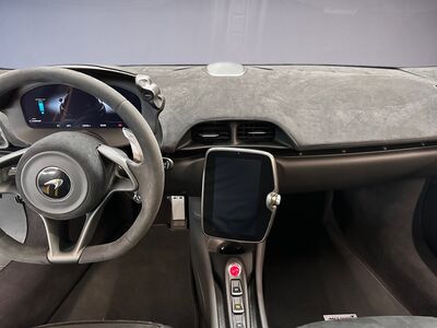 McLaren Artura Gebrauchtwagen