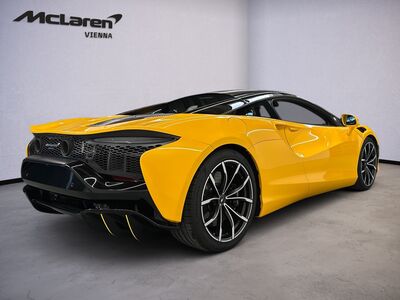 McLaren Artura Gebrauchtwagen