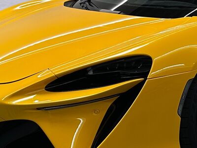 McLaren Artura Gebrauchtwagen