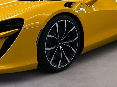 McLaren Artura Gebrauchtwagen
