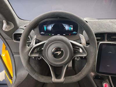 McLaren Artura Gebrauchtwagen