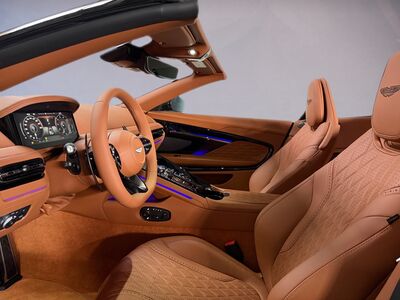 Aston Martin DB12 Vorführwagen