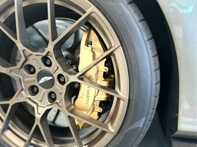 Aston Martin Vanquish Vorführwagen