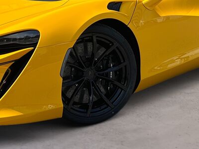 McLaren Artura Vorführwagen